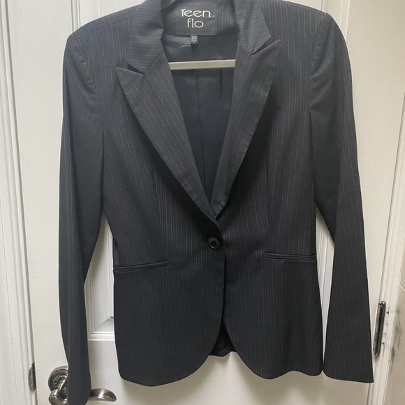 Teenflo black striped suit jacket blazer - Picture 2 of 4